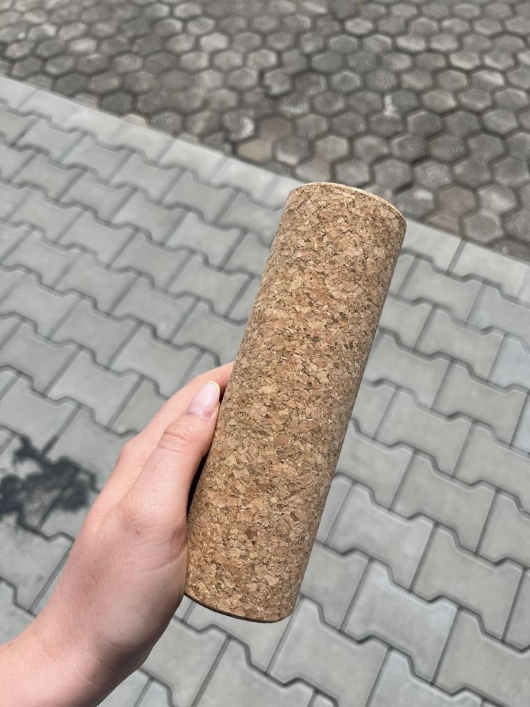 kleine Faszien Rolle aus Presskork für die Füße