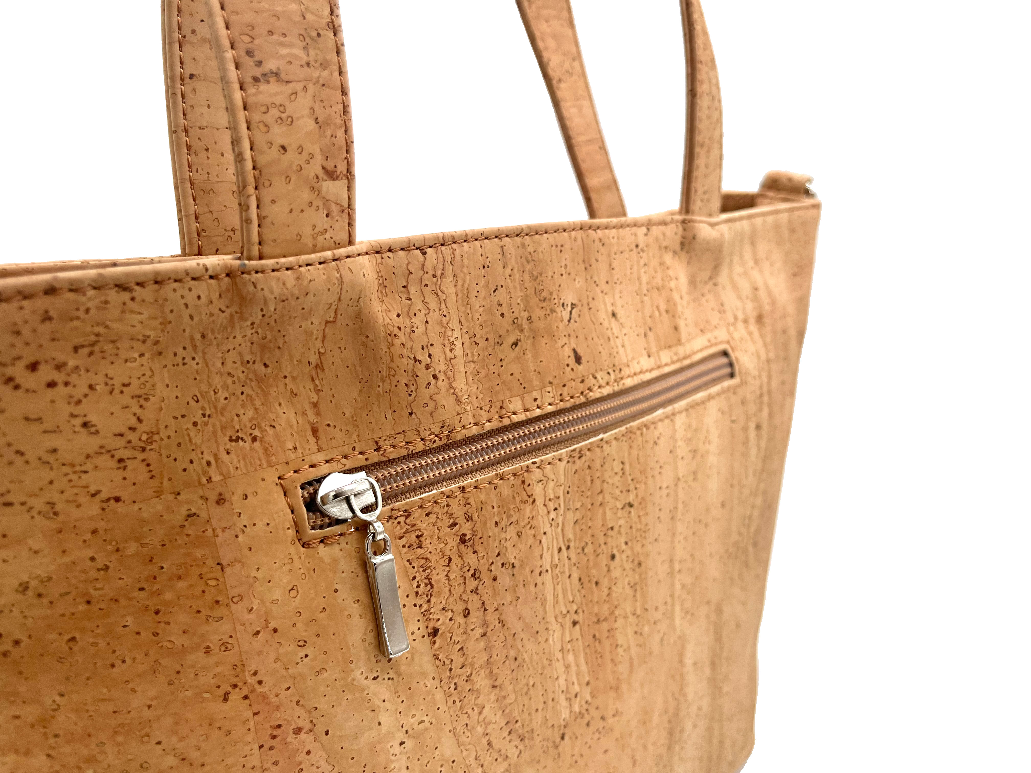 Korktasche mit praktischem Reißverschluss